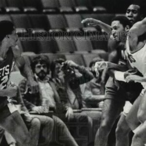 Lonnie Shelton vs. Buck Williams