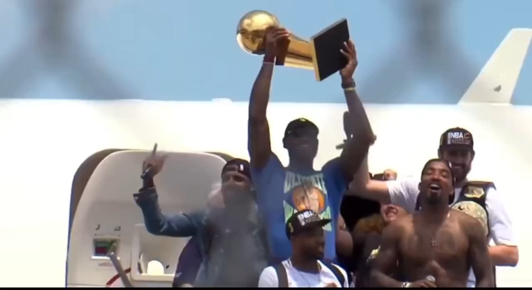 June 20, 2016: A Heroes Welcome🏀
